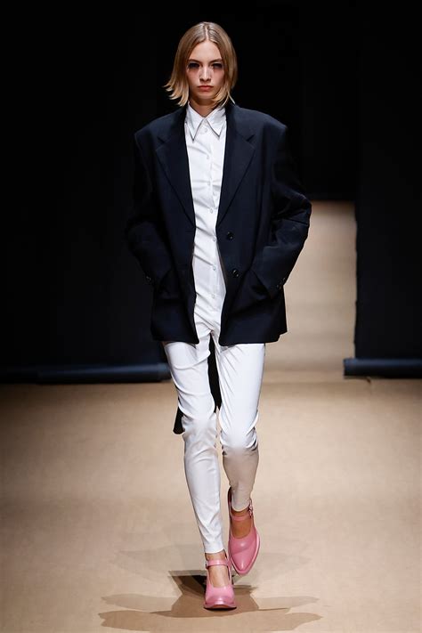 prada ss 8